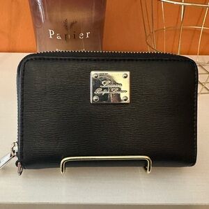LAUREN RALPH LAUREN Black Zip-Around Wallet(EUC)
